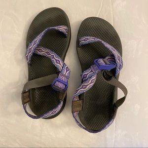Chaco Women’s Z Cloud 2 size 7 sandal in purple